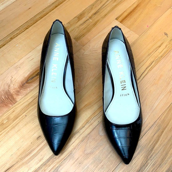 Anne Klein black heel 7.5 - Picture 1 of 3